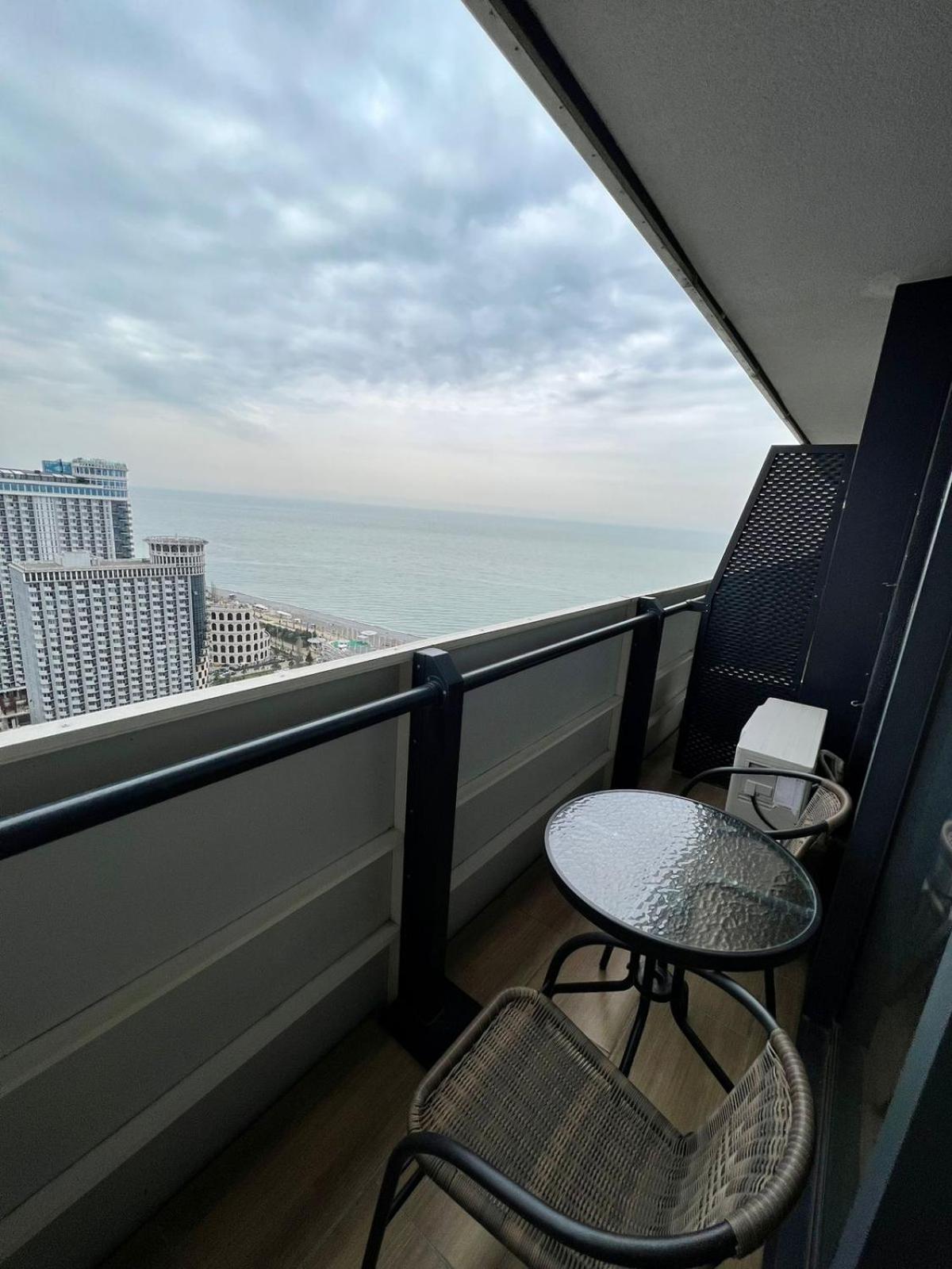 Orbi City Seaview Batumi Exterior foto