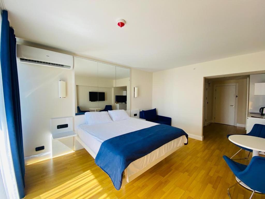 Orbi City Seaview Batumi Exterior foto