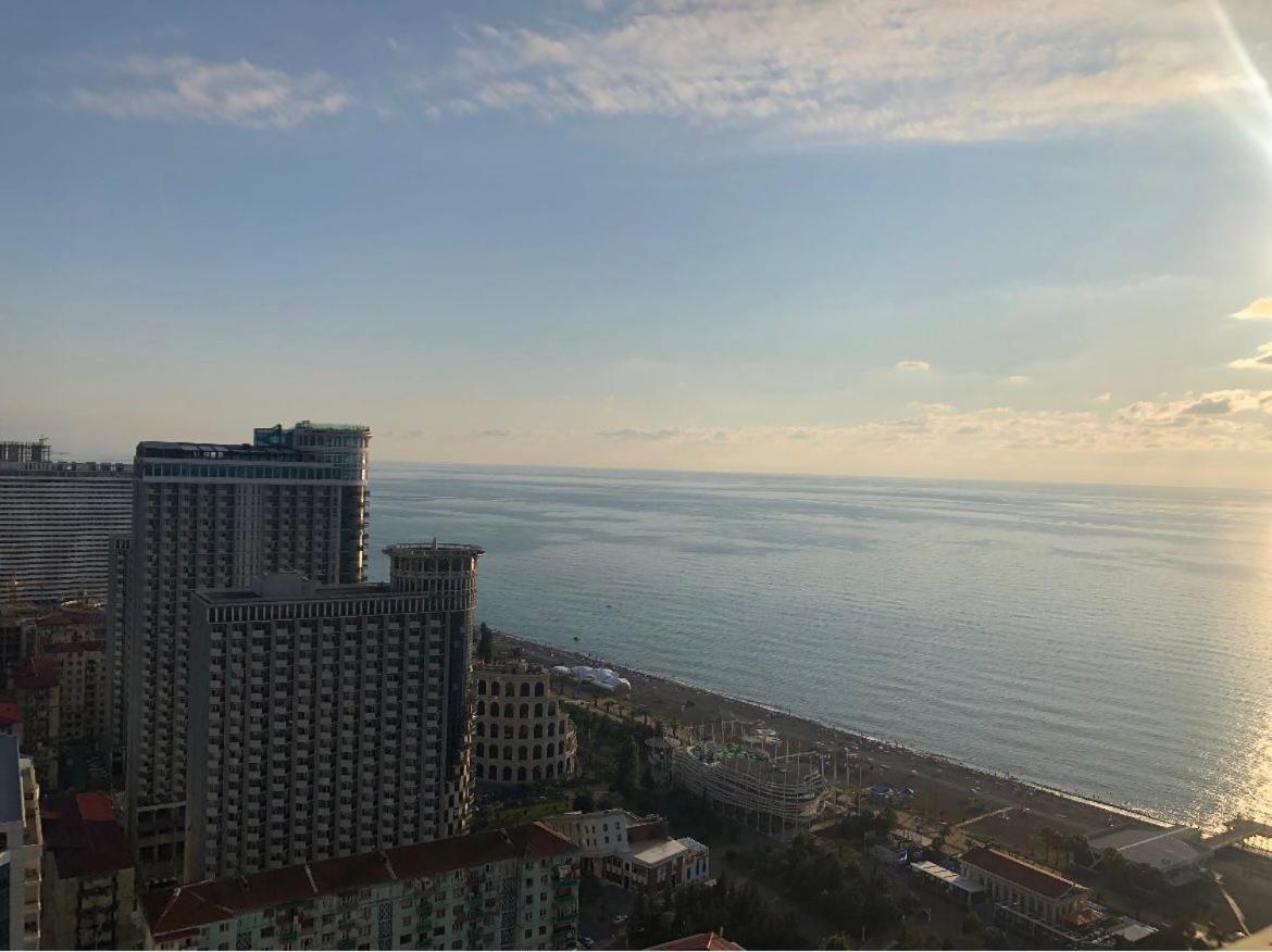 Orbi City Seaview Batumi Exterior foto